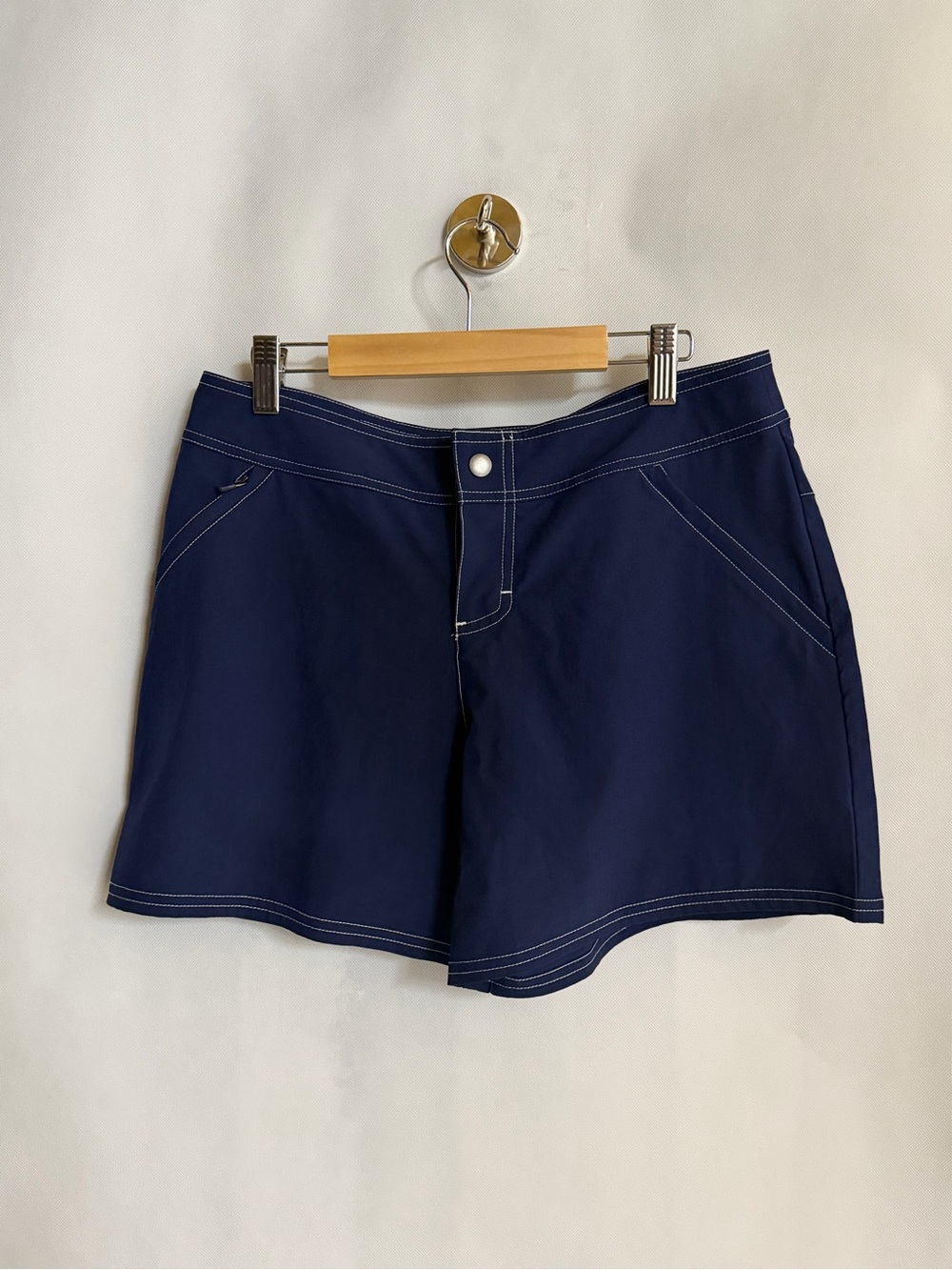 Tommy Bahama NWOT Navy Blue Contrast Stitch Stretch Shorts Size XS